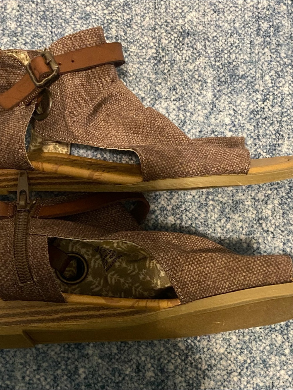 Blowfish Brown Textured Open-Toe Slingback Sandals - Picture 4 of 7